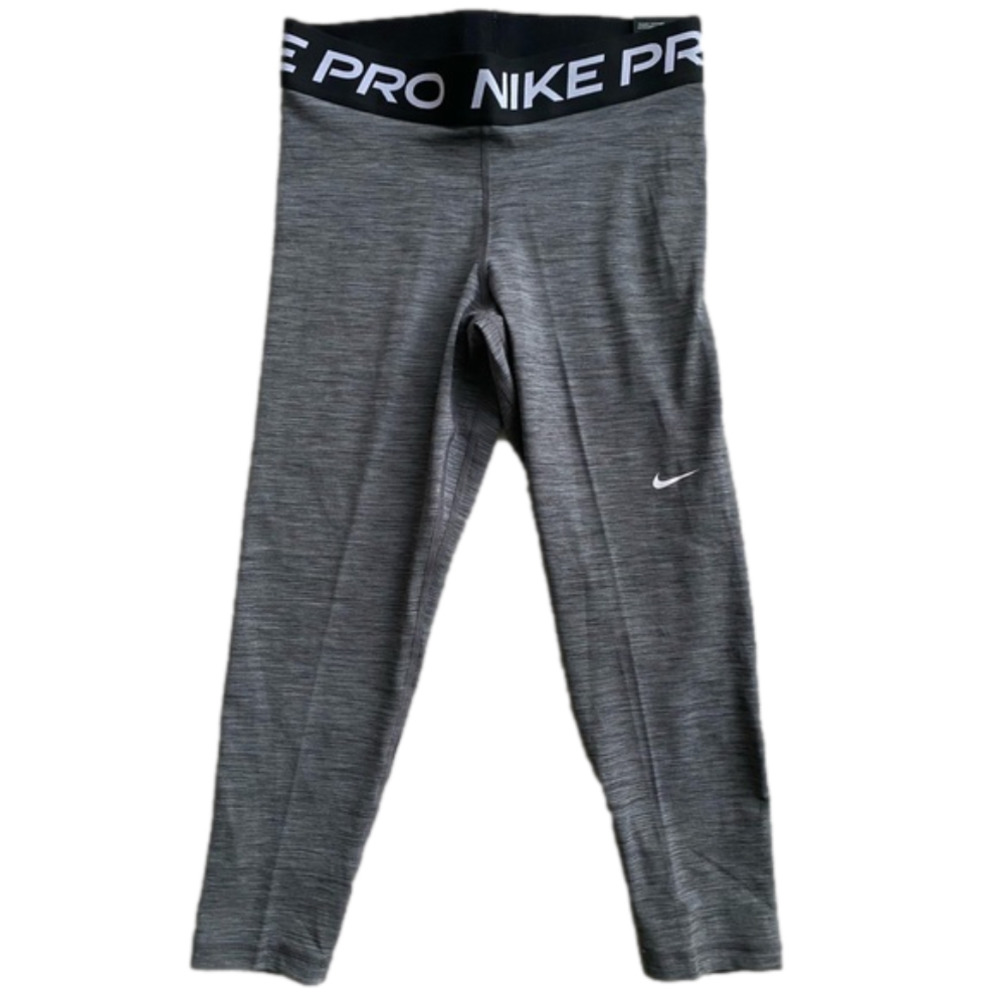 NWT Nike Pro Dri-Fit Tight Fit Crop Legging/Pant Black/Grey Sz M